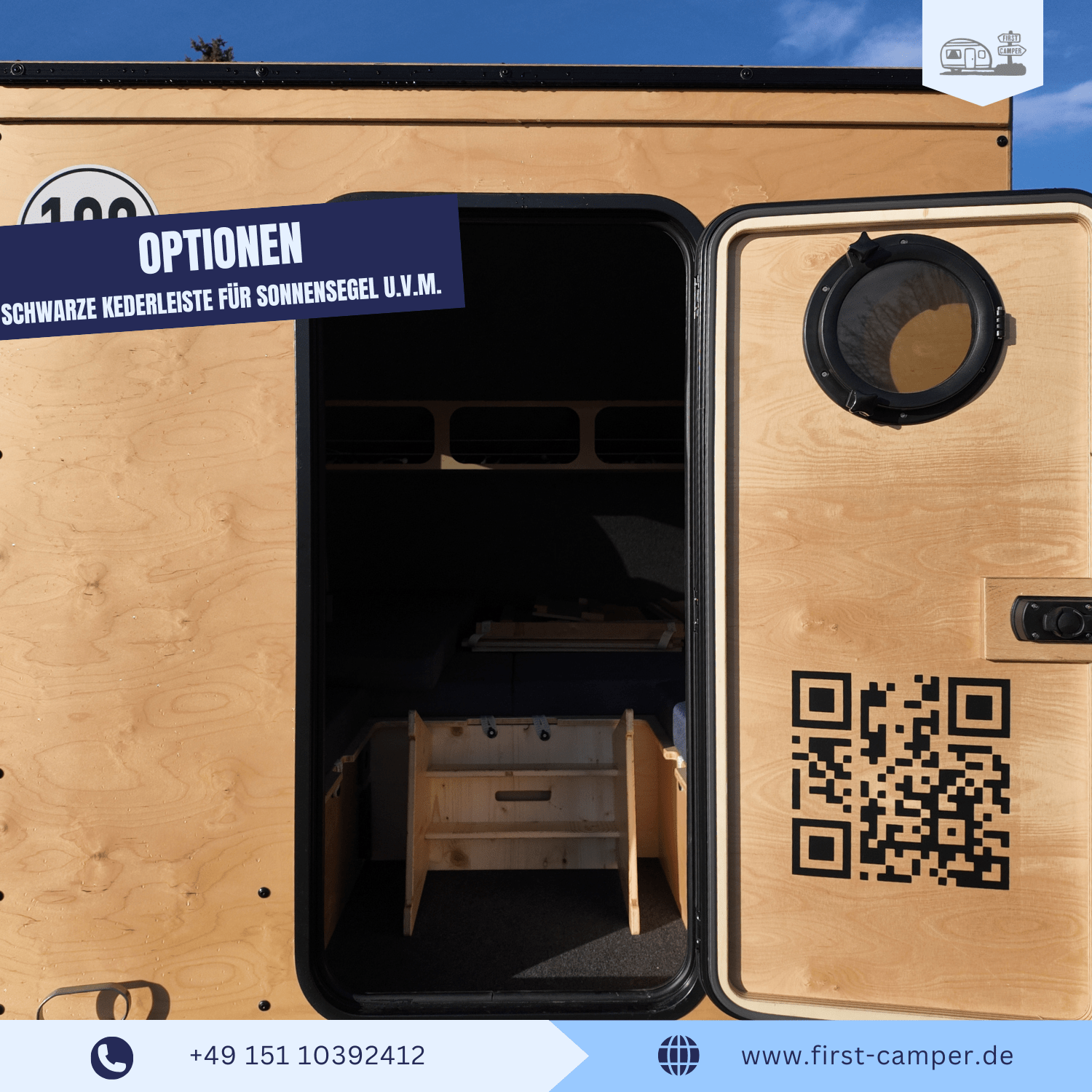 Schwarze Kederleiste für Sonnensegel am i:woody car – handgefertigter Mini Holzwohnwagen aus Manufaktur mit funktionalem Design und edlem Kontrast zur Holzverkleidung