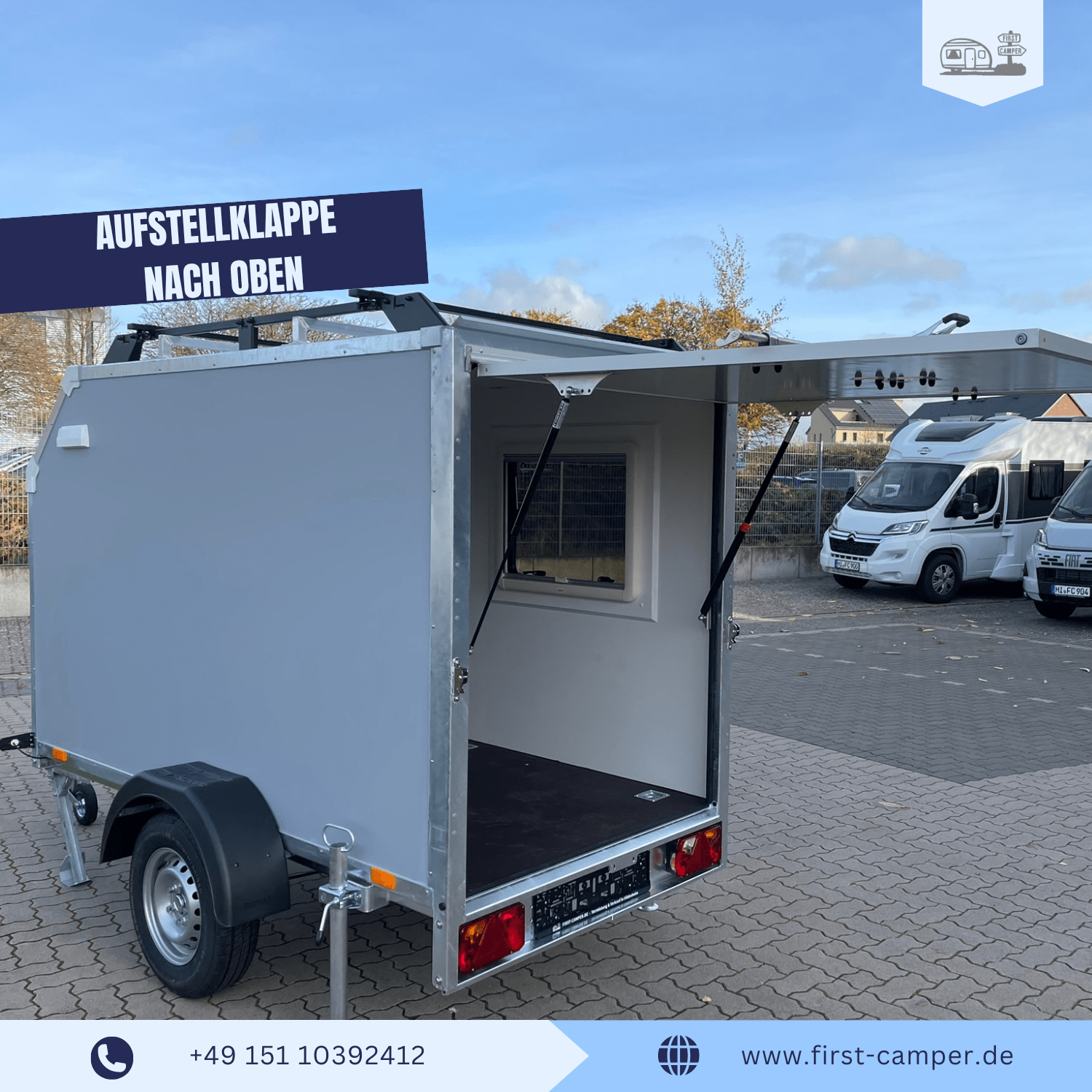 Adventure Camper Heckansicht – kompakter Dachzeltanhänger für Outdoor-Reisen